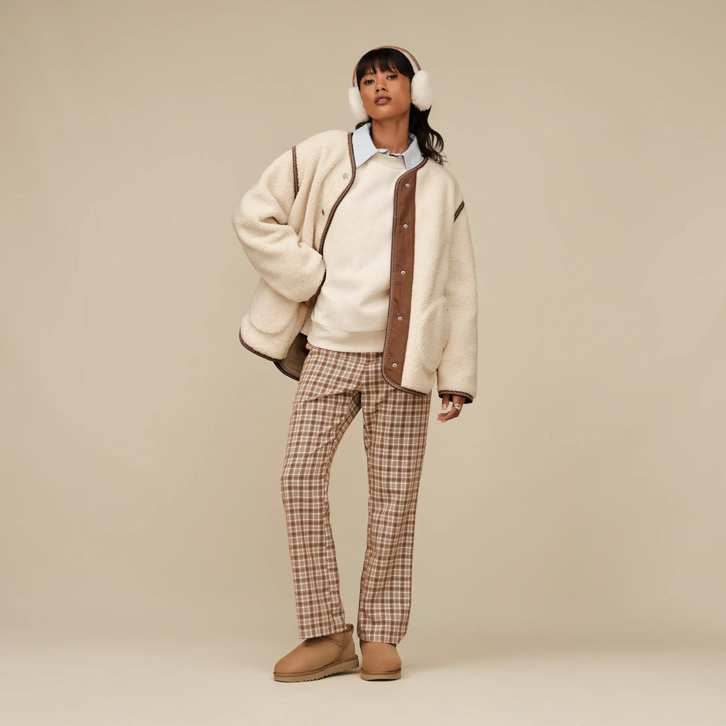 Cizme UGG Classic Ultra Mini