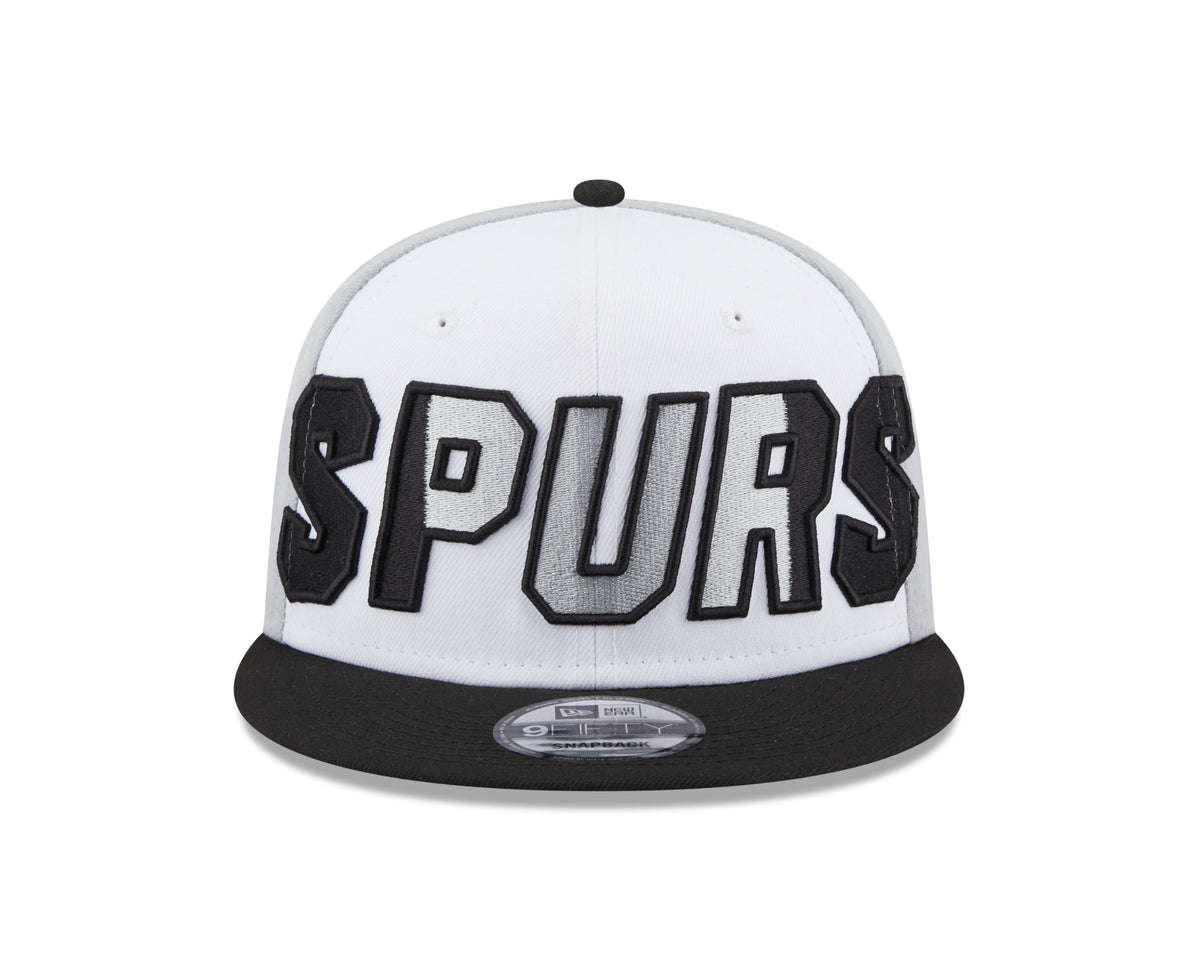 Șapcă New Era 9FIFTY NBA Reglabilă Gri