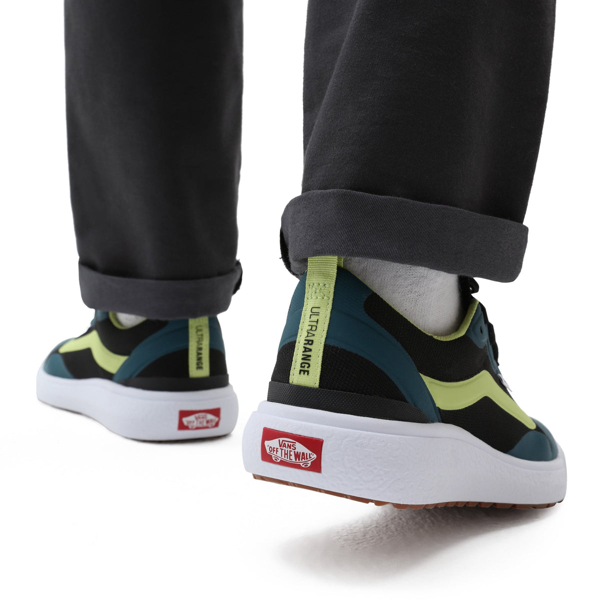 Tenisi Vans Low-Top Ultrarange Exo