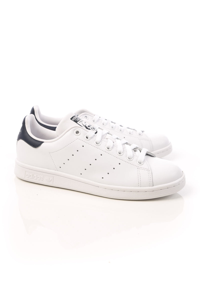 STAN SMITH